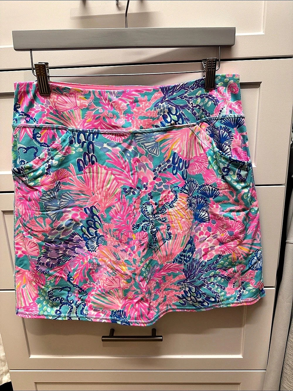 Lilly Pulitzer Luxletic Splendor in the Sand active skort. Pink & Blue Size Medi